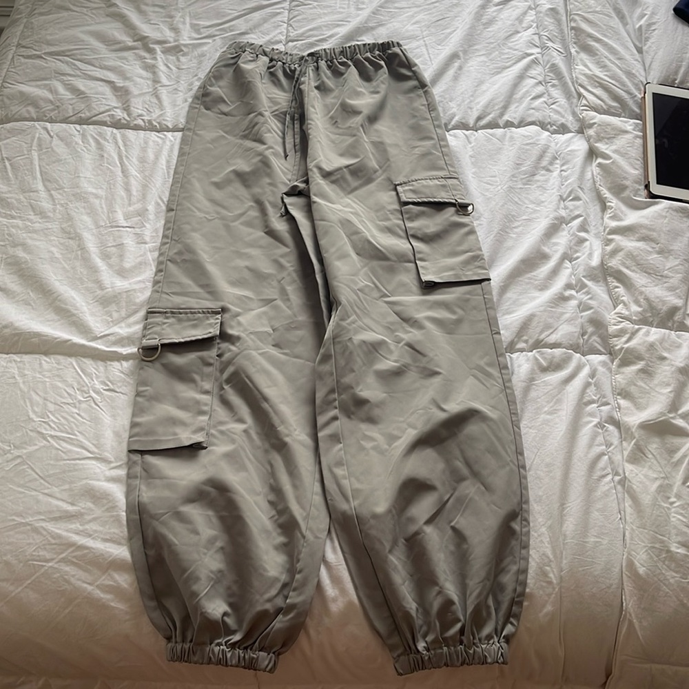 SHEIN EZwear Drawstring Waist Flap Pocket Side Parachute Pants